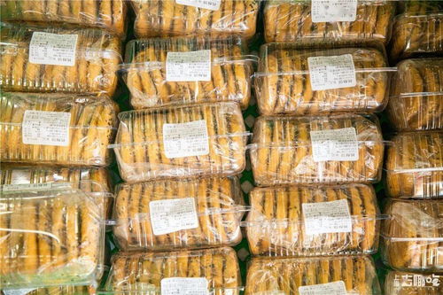 爆 僅10㎡食品廠 凌晨5點就大排長隊 最低1元